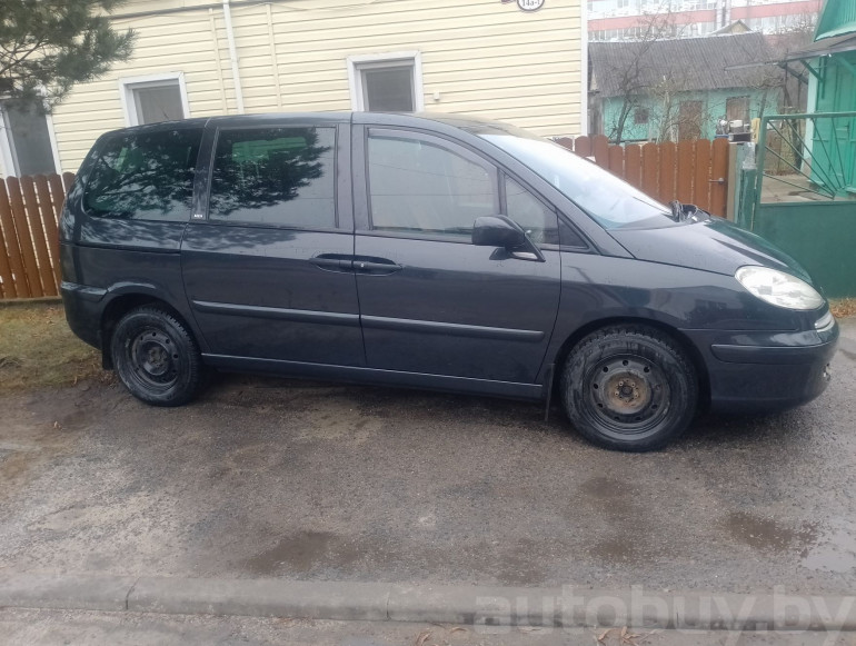 Peugeot 807 1 поколение, 2004 года