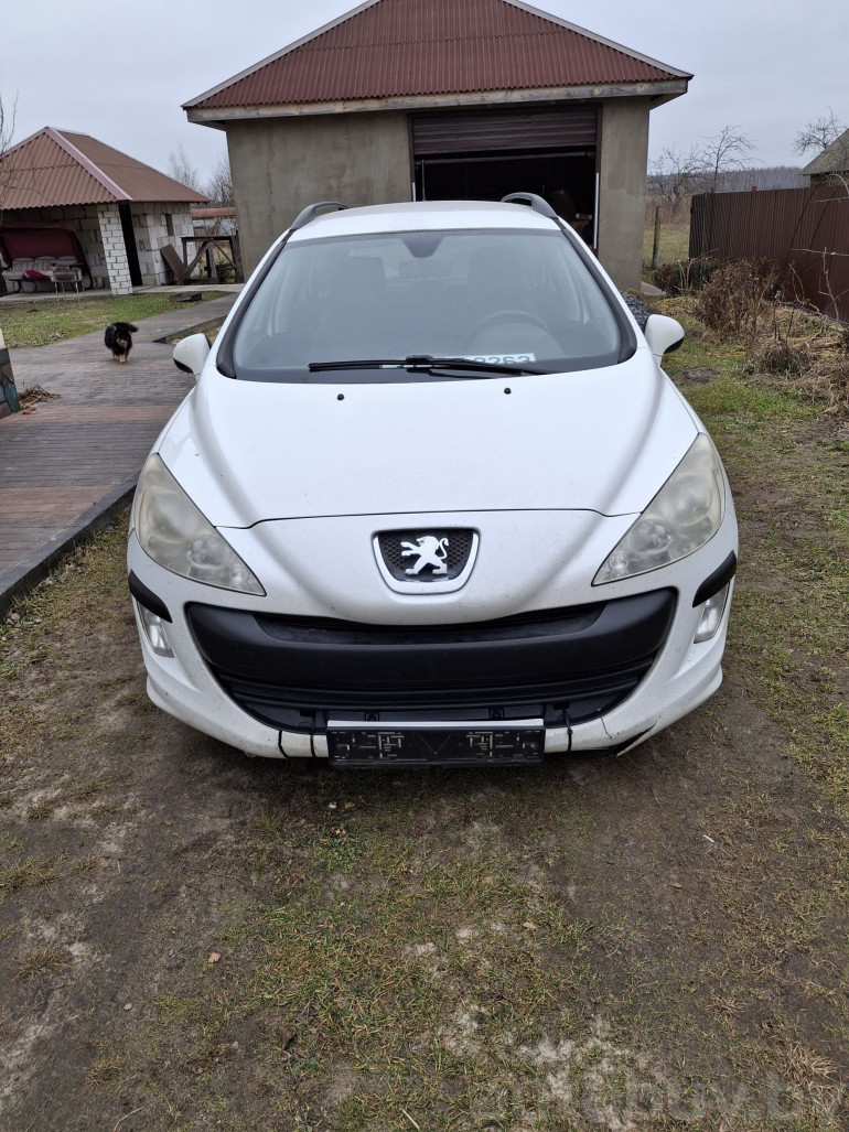 Peugeot 308 1 поколение, 2010 года