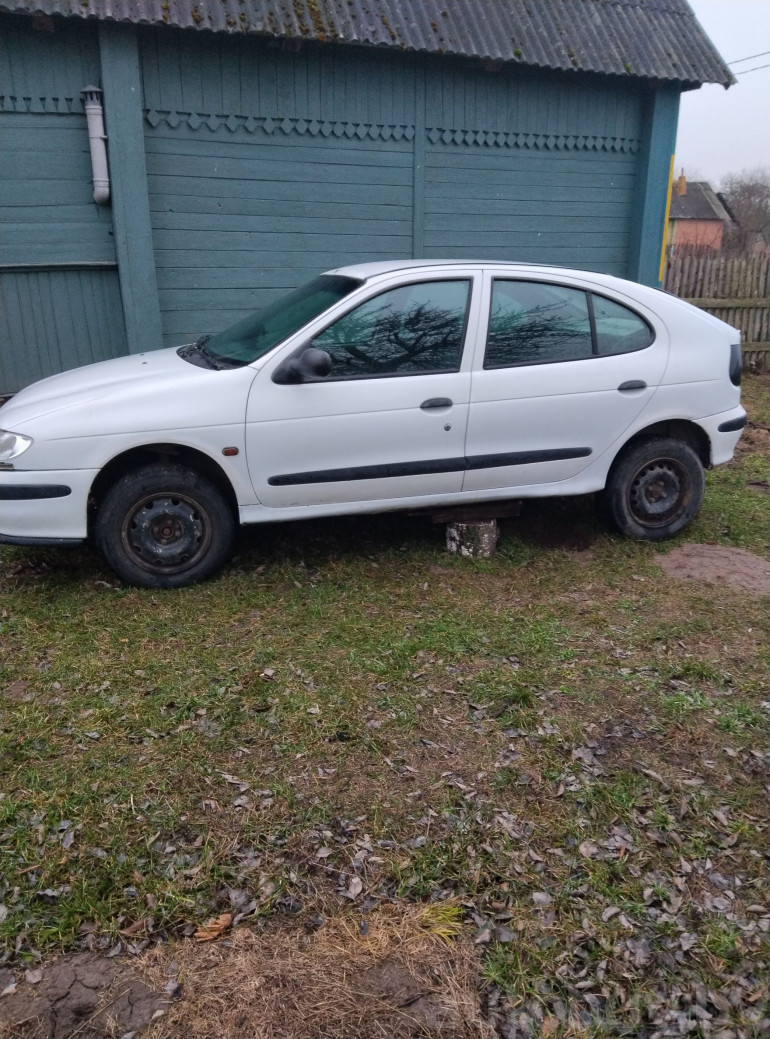 Renault Megane 1 поколение, 1997 года