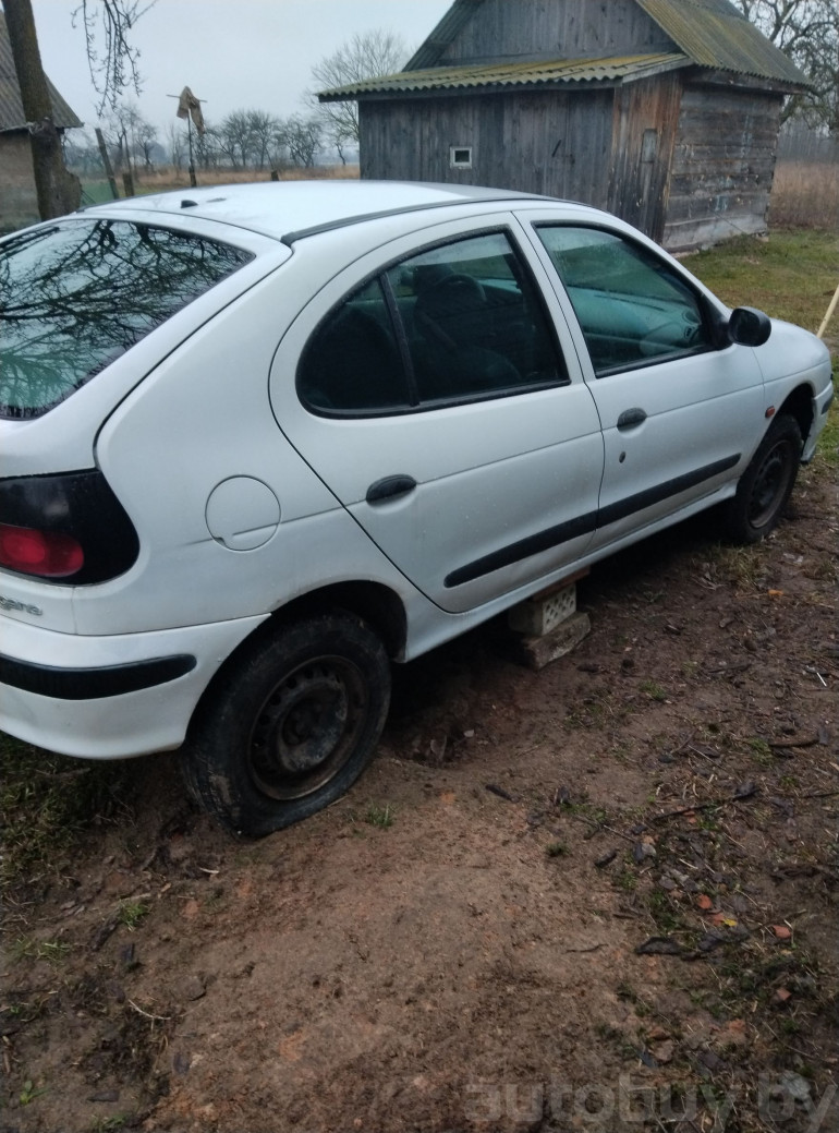 Renault Megane 1 поколение, 1997 года