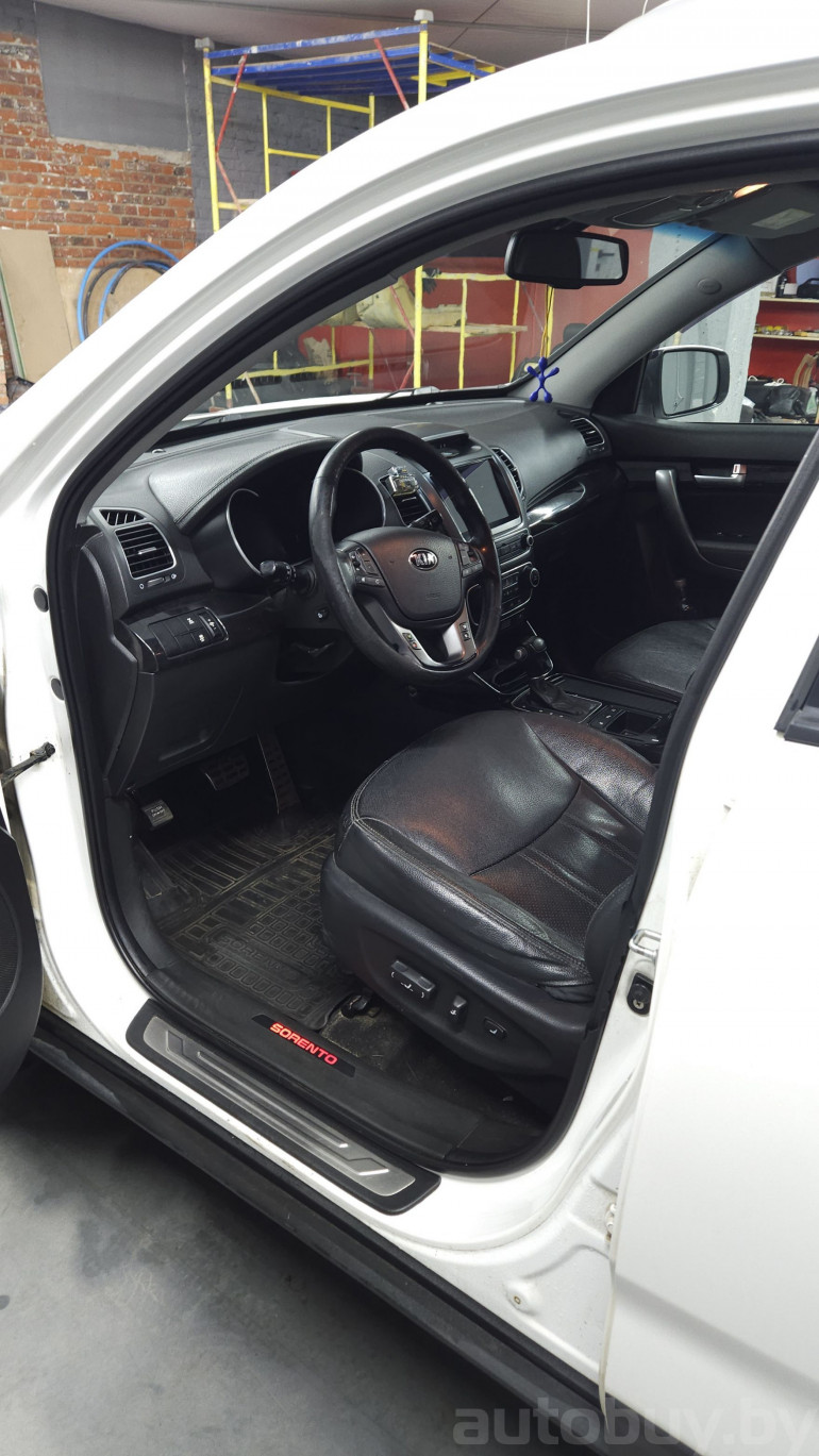 Kia Sorento 2 поколение [рестайлинг], 2013 года