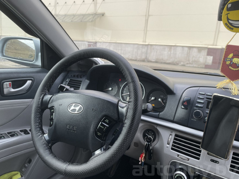 Hyundai Sonata 5 поколение (NF), 2006 года