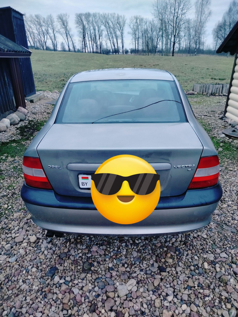 Opel Vectra 2 поколение (B), 1996 года