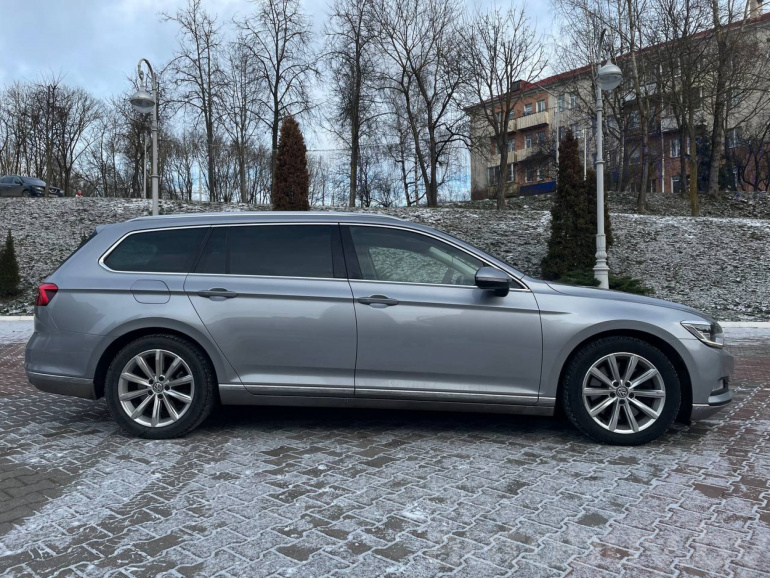 Volkswagen Passat 8 поколение (B8), 2019 года