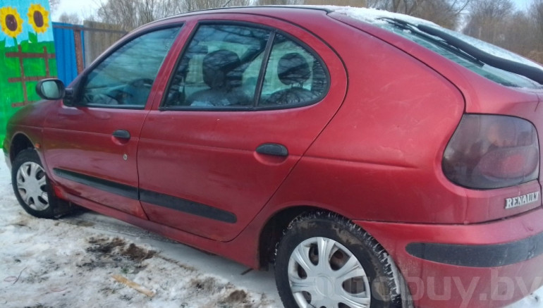 Renault Megane 1 поколение, 1996 года