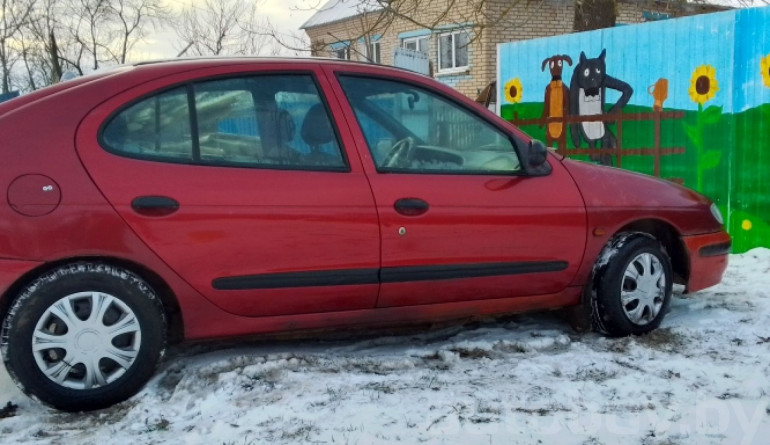 Renault Megane 1 поколение, 1996 года