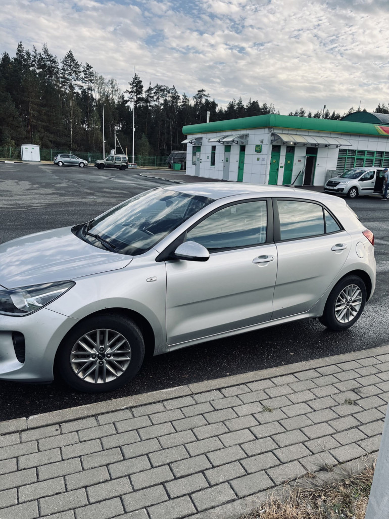 Kia Rio 4 поколение, 2017 года