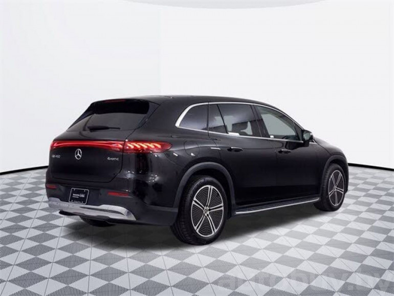 Mercedes-Benz EQS SUV 1 поколение, 2022 года