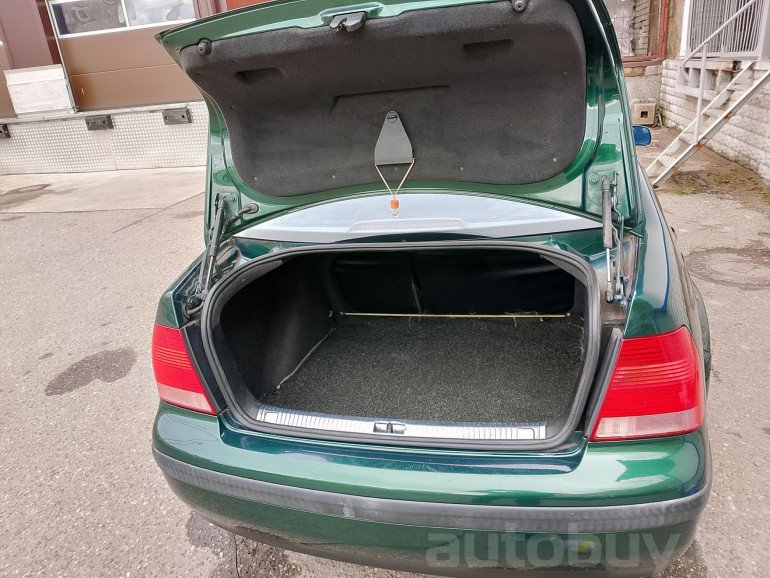 Volkswagen Bora 1 поколение, 1999 года