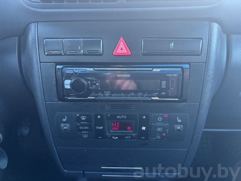 Audi A3 1 поколение (8L) [рестайлинг], 2002 года