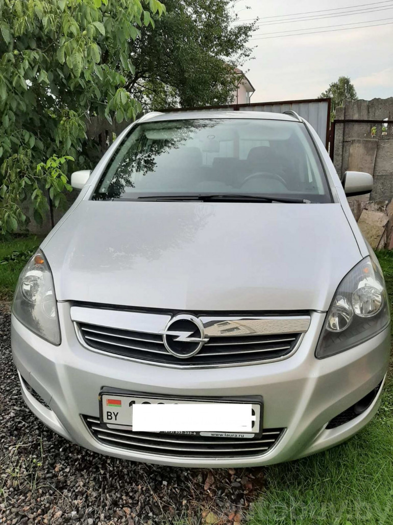 Opel Zafira 2 поколение (B) [рестайлинг], 2012 года