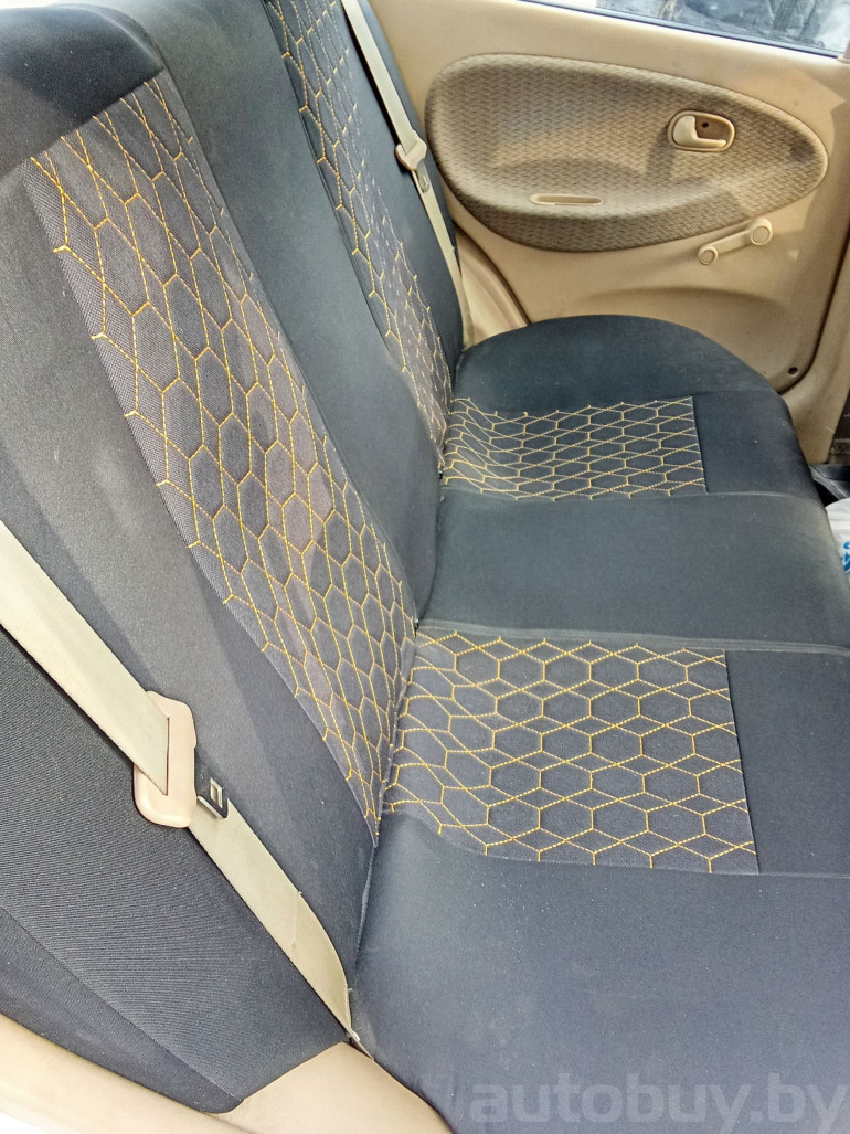 Kia Rio 1 поколение, 2001 года