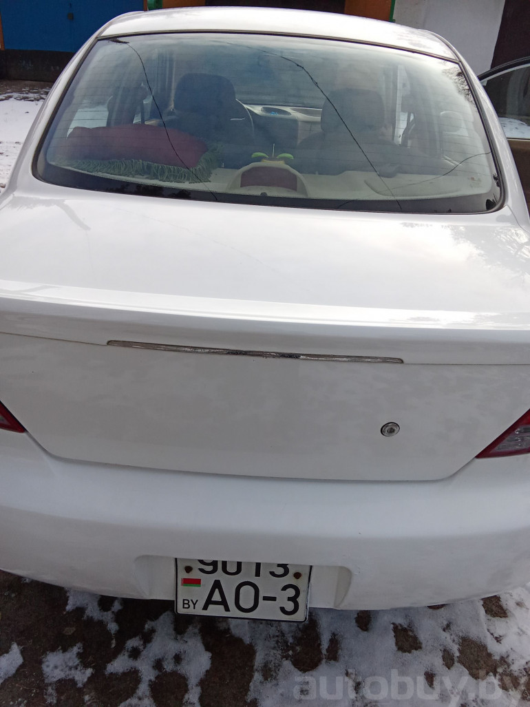 Kia Rio 1 поколение, 2001 года