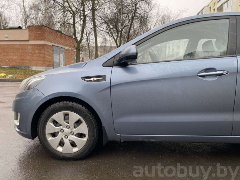Kia Rio 3 поколение, 2013 года