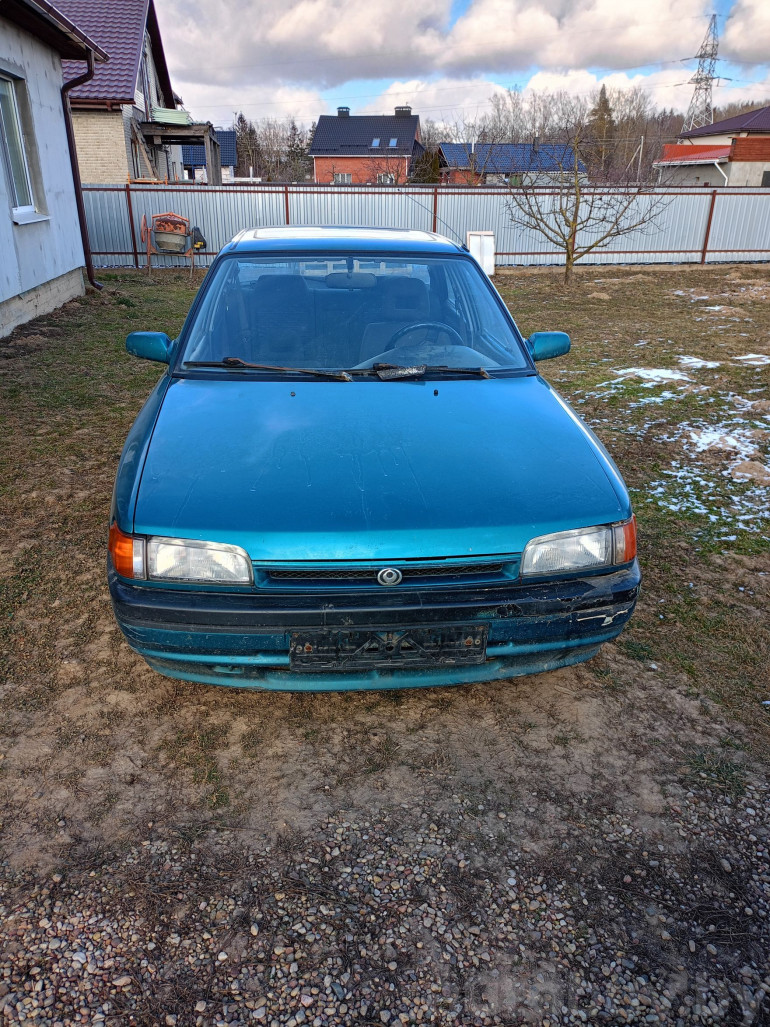 Mazda 323 4 поколение (BG), 1993 года