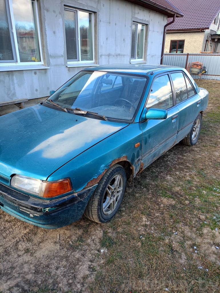 Mazda 323 4 поколение (BG), 1993 года