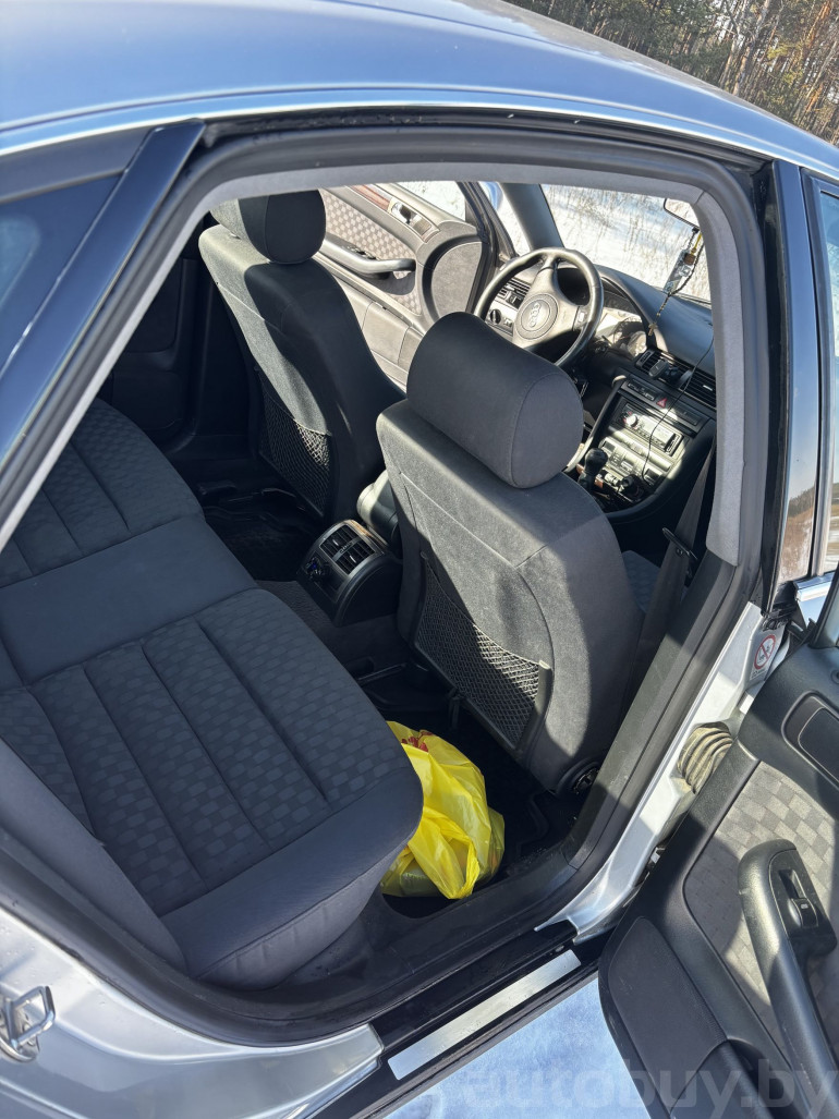 Audi A6 2 поколение (C5), 1998 года