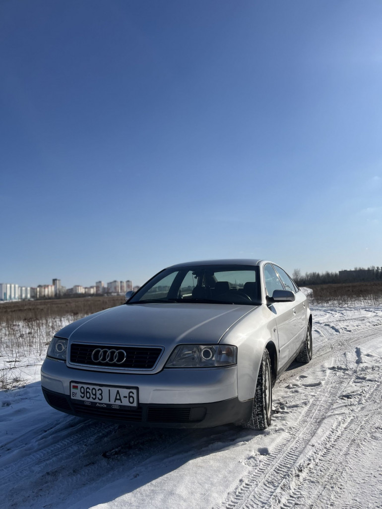 Audi A6 2 поколение (C5), 1998 года