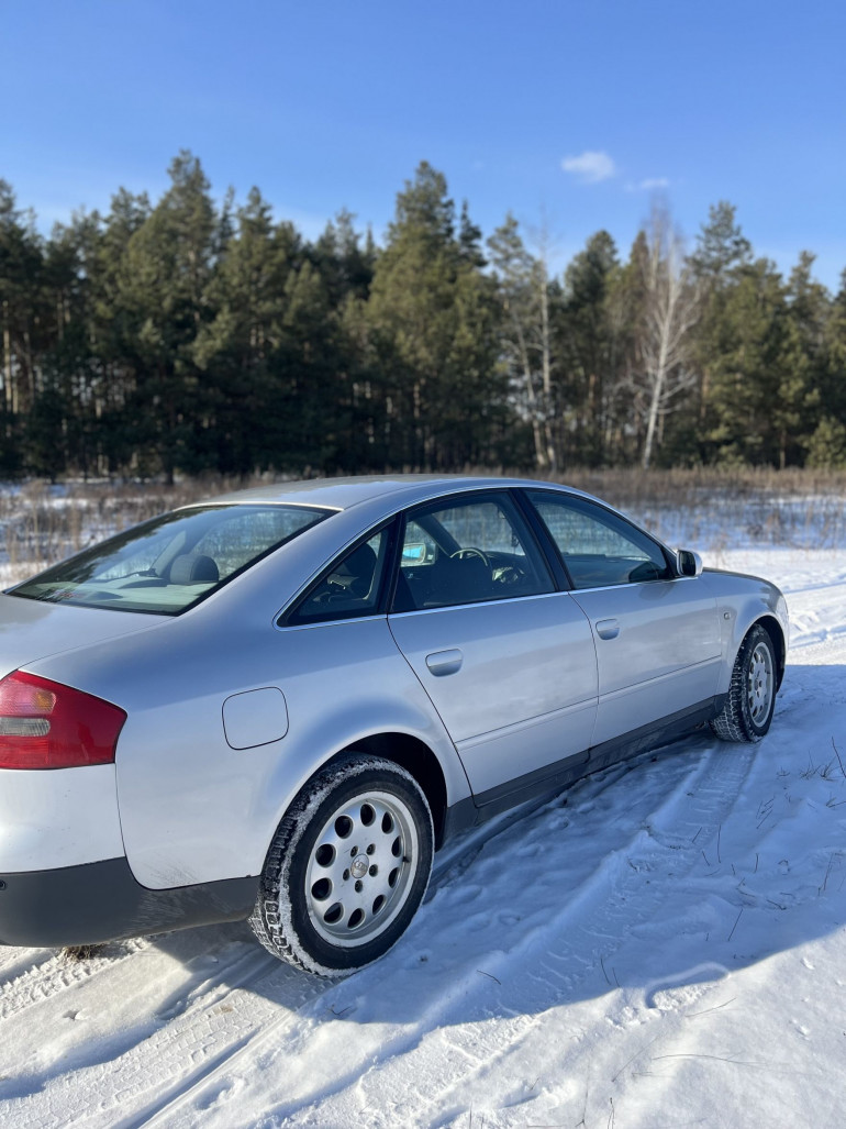 Audi A6 2 поколение (C5), 1998 года