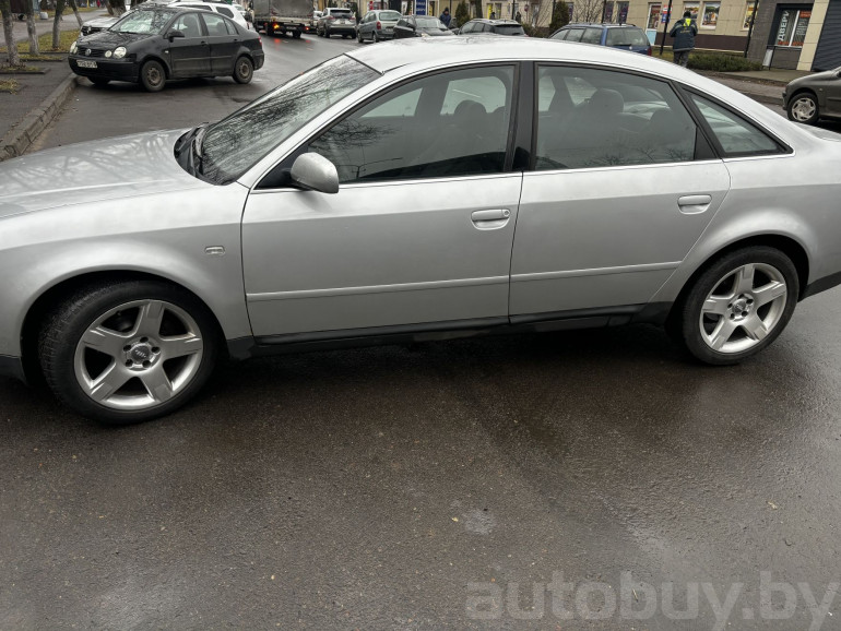 Audi A6 2 поколение (C5), 1998 года