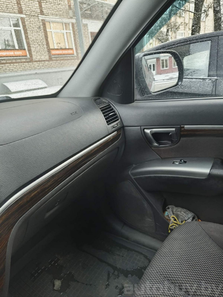 Hyundai Santa Fe 2 поколение [рестайлинг], 2011 года