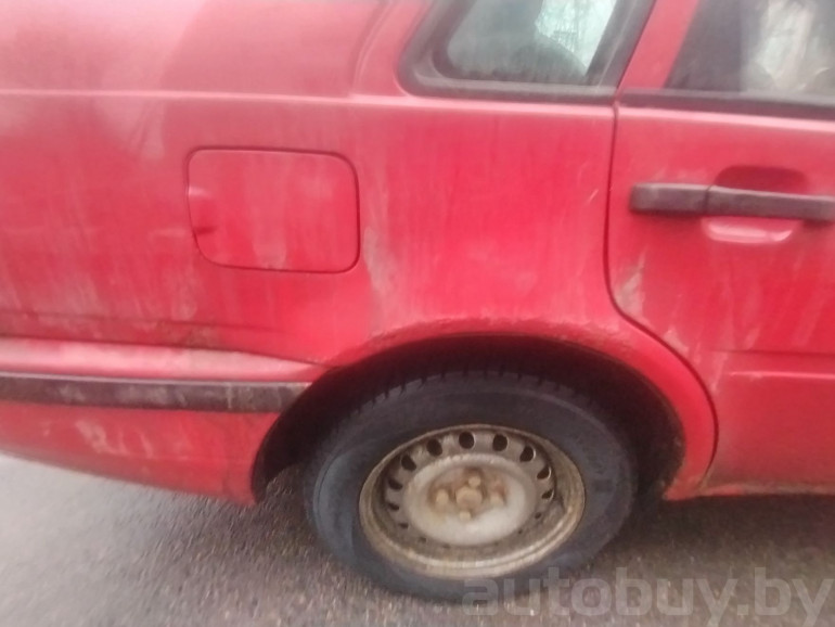 Volvo 460 1 поколение, 1994 года
