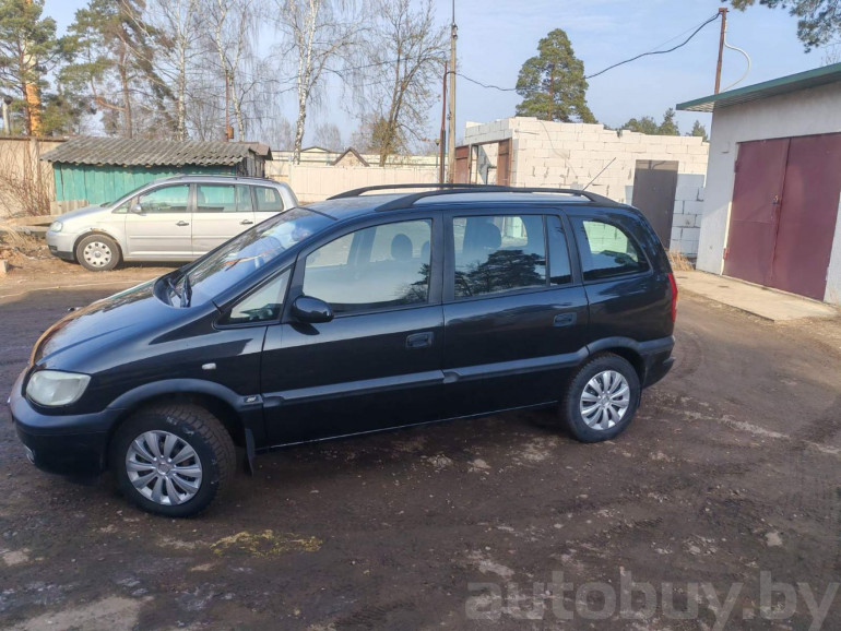 Opel Zafira 1 поколение (A), 2001 года