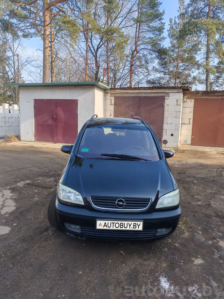 Opel Zafira 1 поколение (A), 2001 года