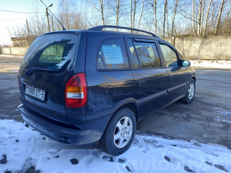 Opel Zafira 1 поколение (A), 2001 года