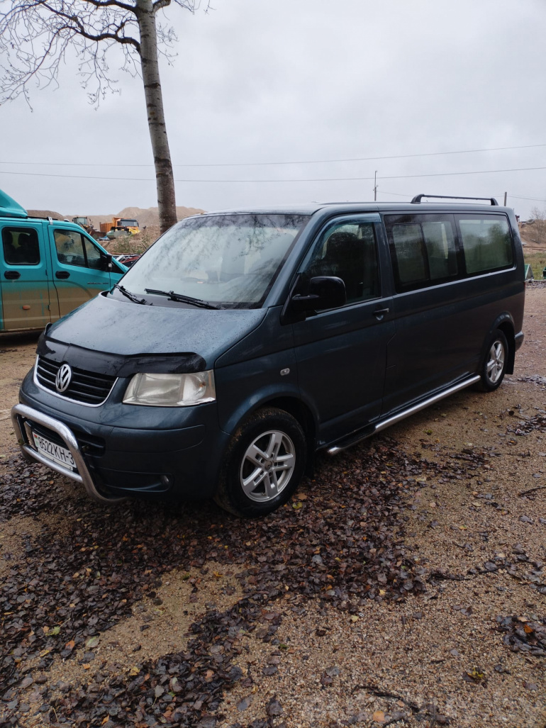 Volkswagen Caravelle 3 поколение (T5), 2004 года