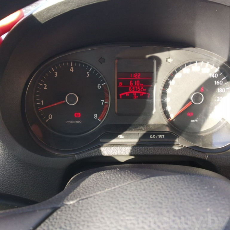 Volkswagen Polo 5 поколение, 2013 года