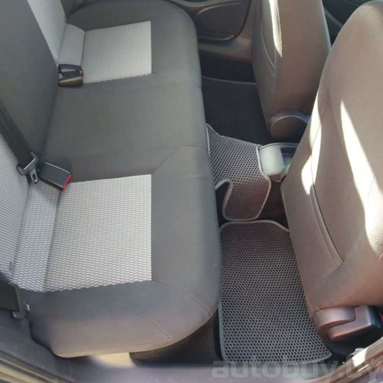 Volkswagen Polo 5 поколение, 2013 года