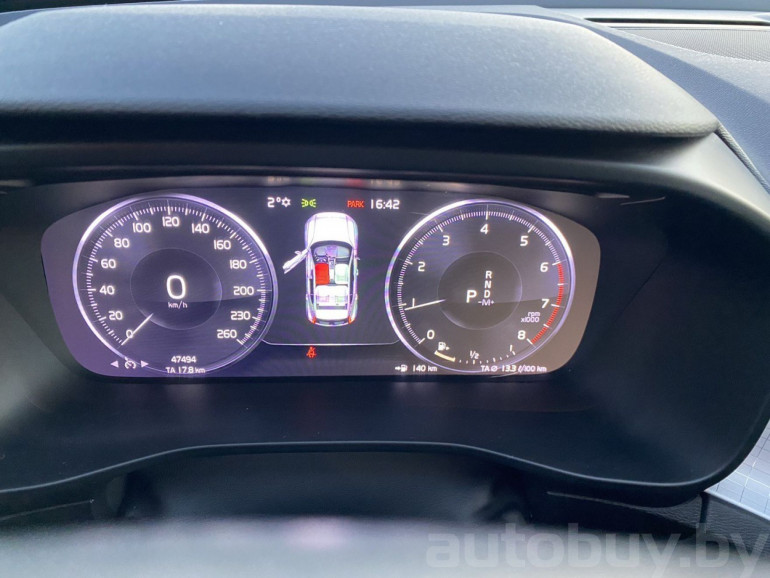 Volvo XC40 1 поколение, 2020 года
