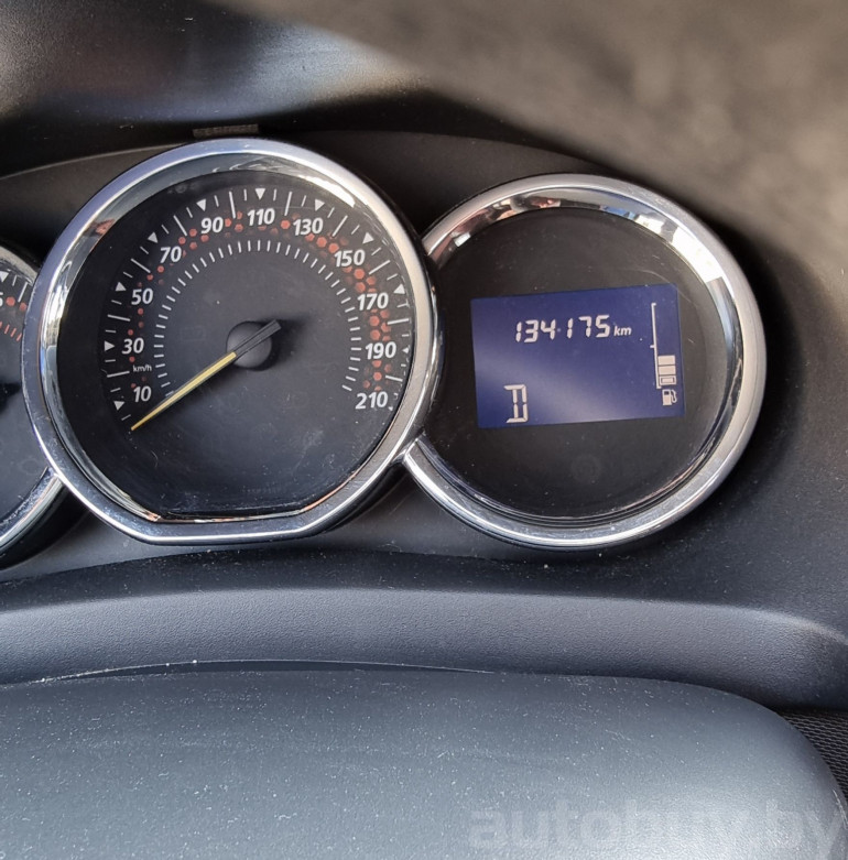 Renault Sandero 2 поколение, 2017 года
