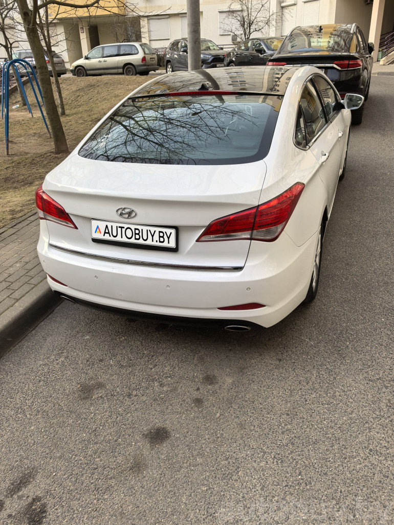Hyundai i40 1 поколение, 2013 года