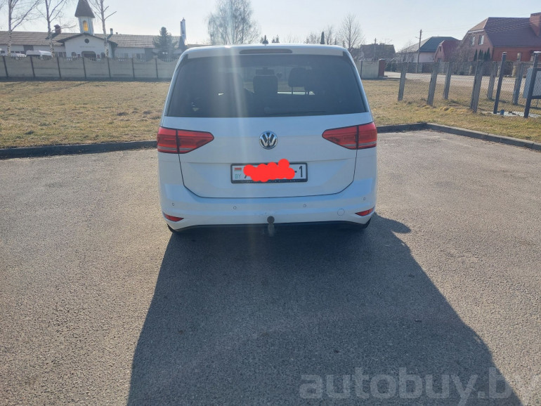 Volkswagen Touran 3 поколение, 2017 года