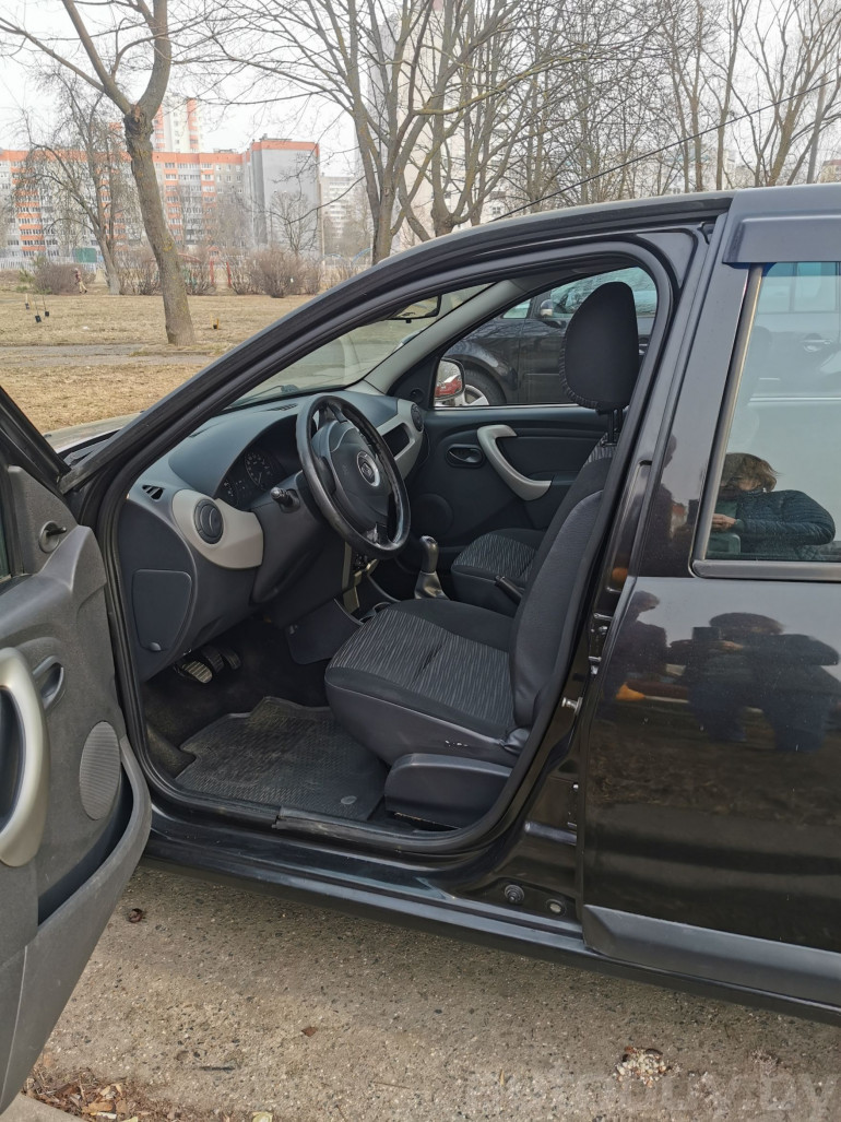 Renault Sandero 1 поколение, 2012 года