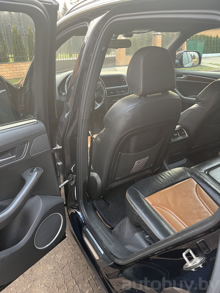 Audi Q5 1 поколение (8R), 2009 года