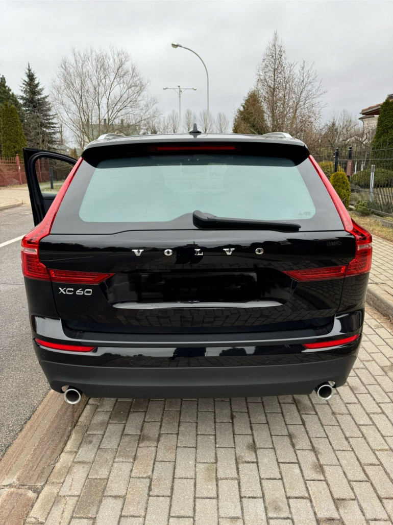 Volvo XC60 2 поколение, 2018 года