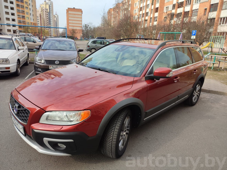 Volvo XC70 2 поколение [рестайлинг], 2015 года