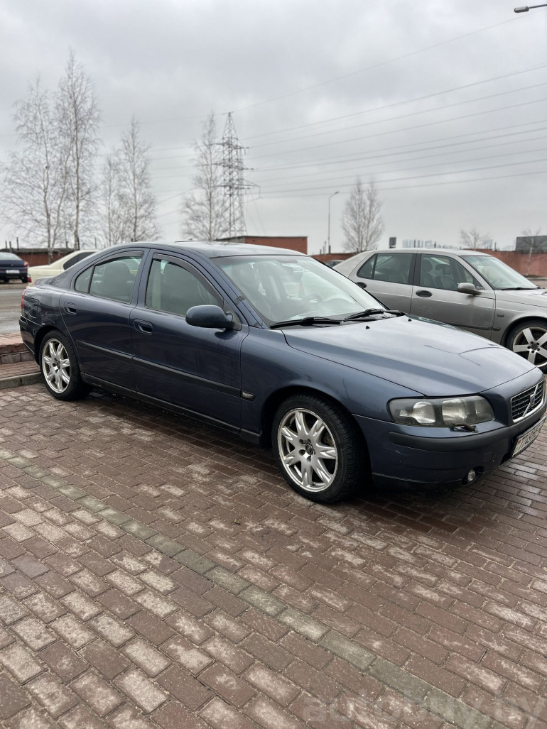 Volvo S60 1 поколение, 2002 года