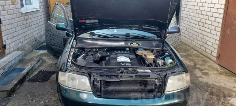 Audi A6 2 поколение (C5), 1997 года