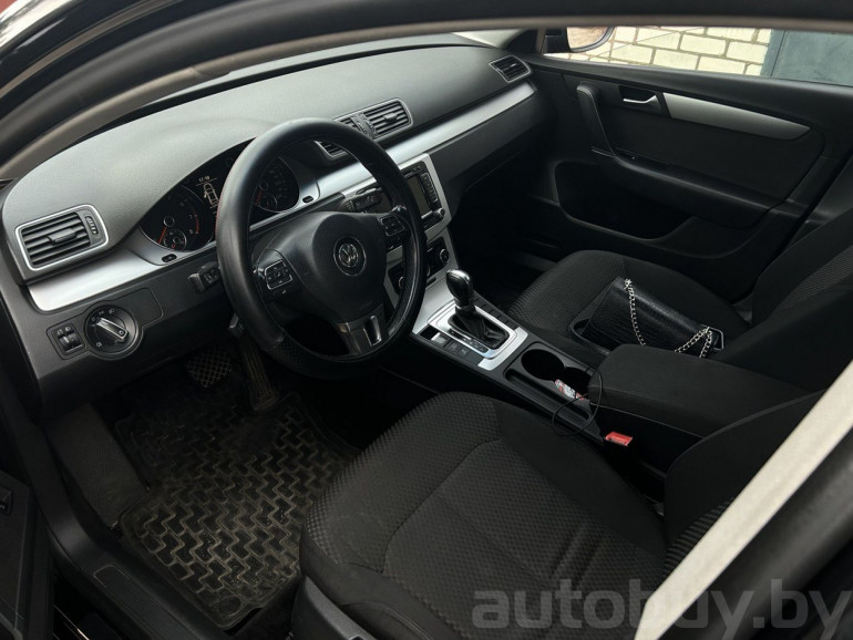 Volkswagen Passat 7 поколение (B7), 2011 года