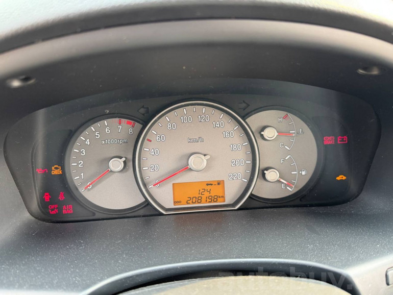 Kia Carens 2 поколение (UN), 2007 года