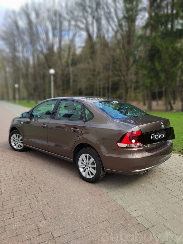 Volkswagen Polo 5 поколение [рестайлинг], 2015 года