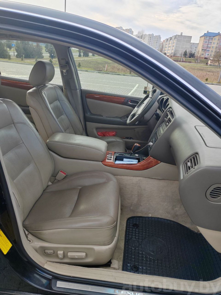 Lexus GS 2 поколение, 2000 года