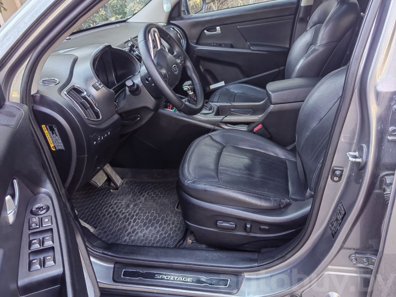 Kia Sportage 3 поколение, 2011 года
