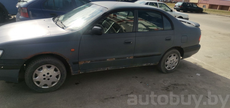Toyota Carina 6 поколение (T190), 1995 года