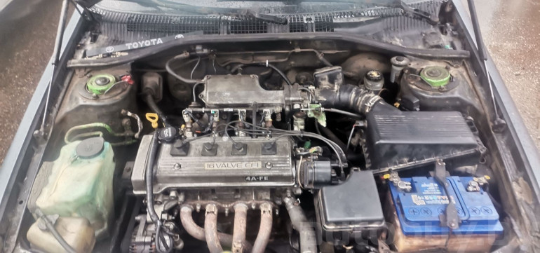 Toyota Carina 6 поколение (T190), 1995 года