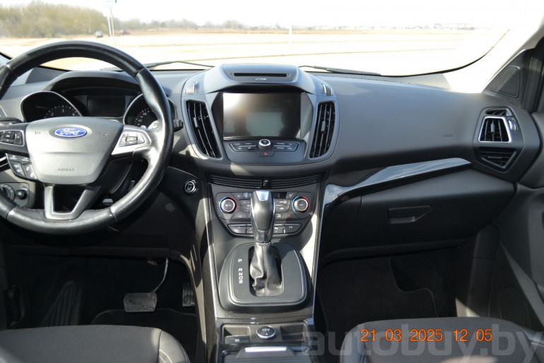 Ford Kuga 2 поколение [рестайлинг], 2018 года